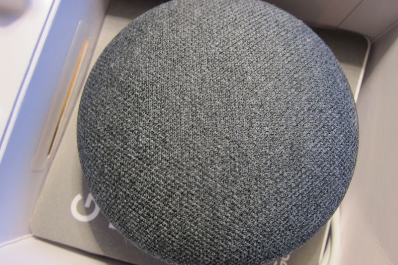 Google Home Mini